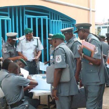 Custom Officers accessing jobs before clearance.